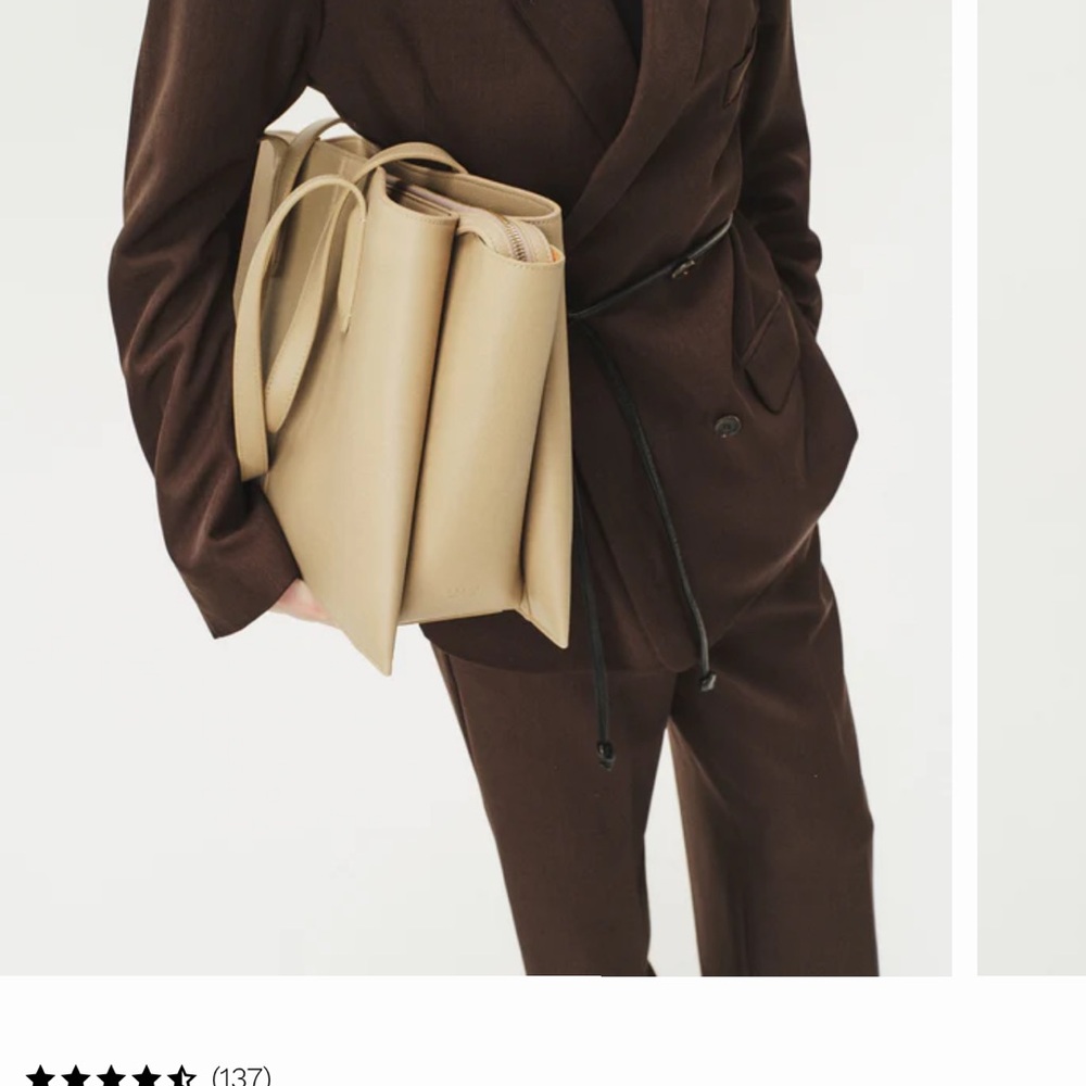 Elegant Tan Women's Tote Bag